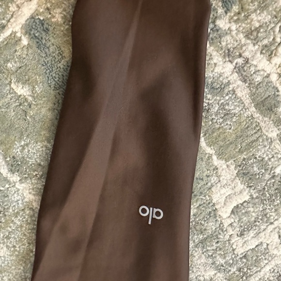 ALO Yoga Chocolate Brown Leggings - Picture 3 of 4
